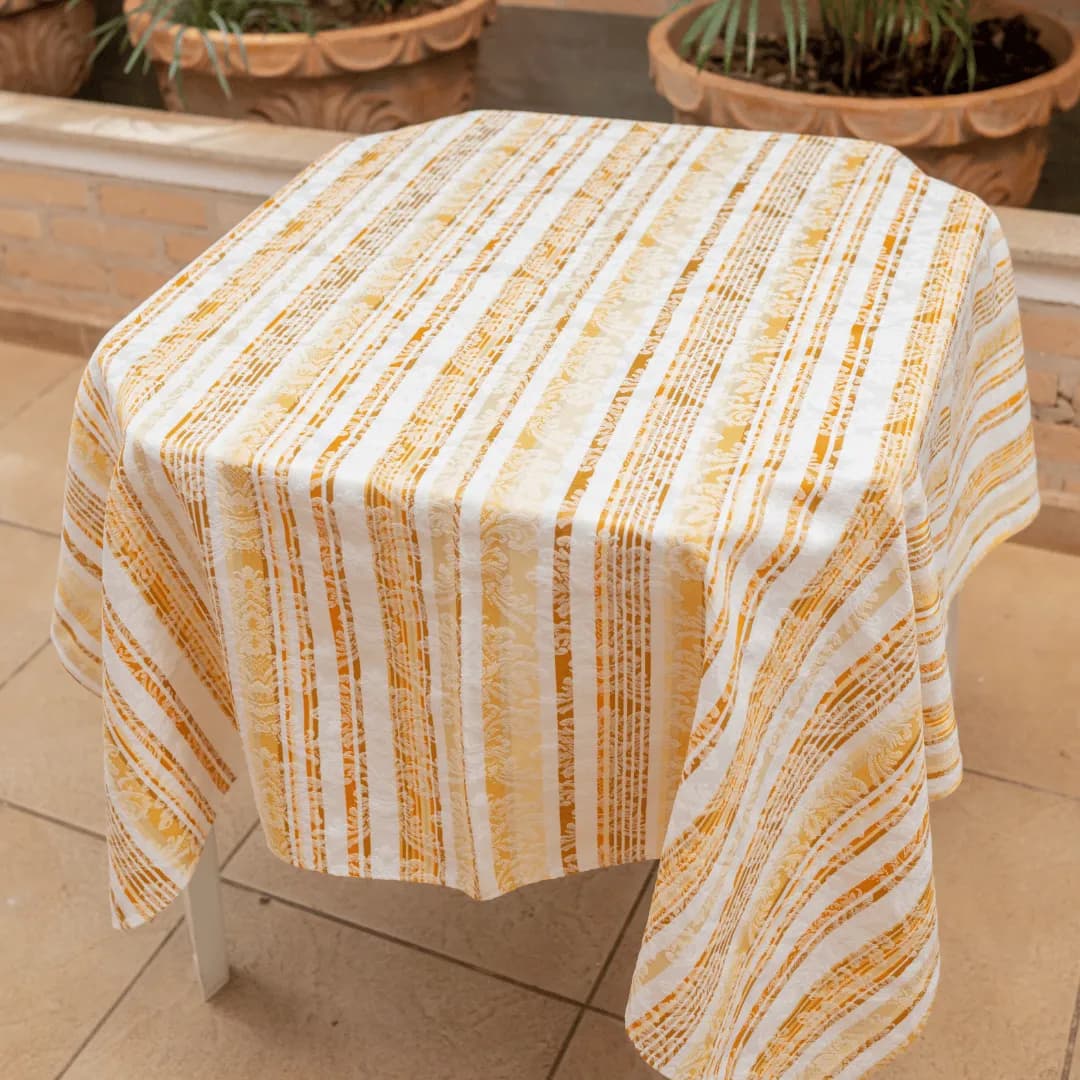 Sobre Toalha 4 lugares - Modelo 0020