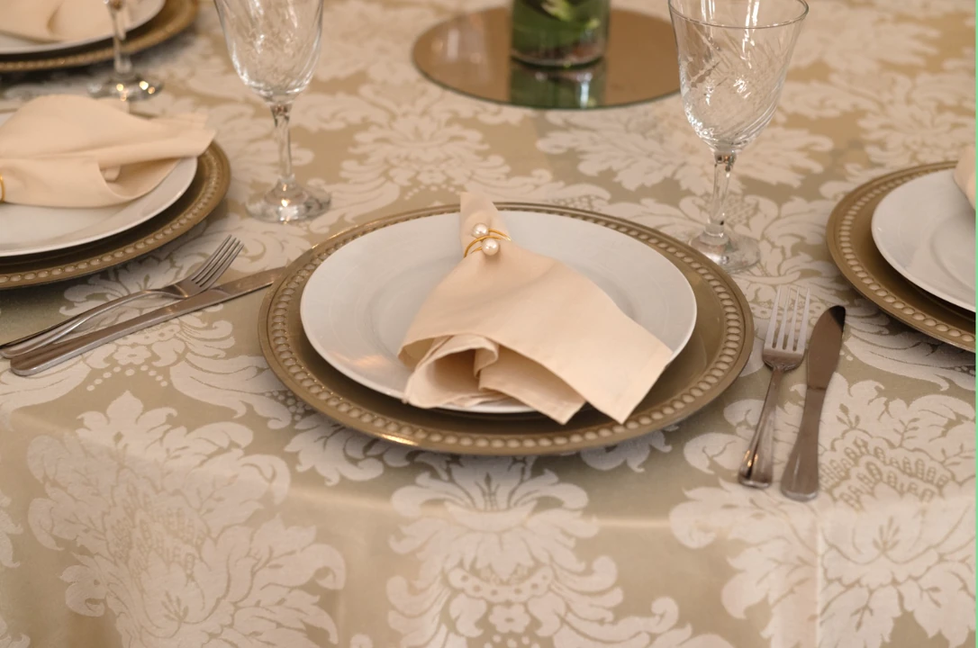 aluguel-toalha-de-mesa-para-festa-0006-imperial